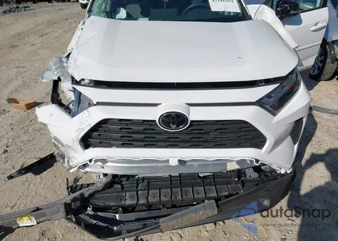 2024 Toyota Rav4 Xle z USA, uszkodzony, nr VIN 2T3P1RFV2RC396932